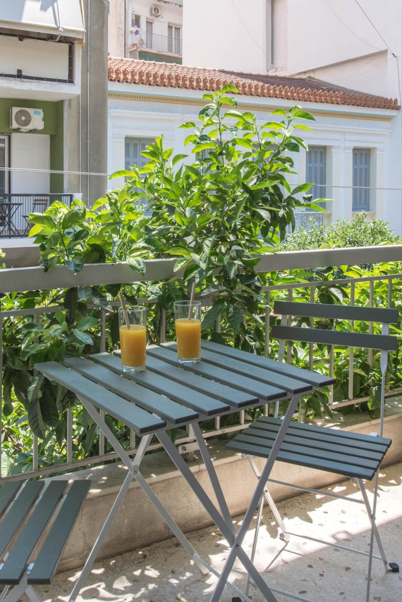 Empyrean Apartment Athens Ngoại thất bức ảnh